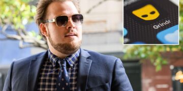 Un collage de imágenes que contiene 2 imágenes, la imagen 1 muestra NINTCHDBPICT001054543944, la imagen 2 muestra la condena por un asesino en serie que incita a la policía a advertir sobre los peligros de la aplicación de citas