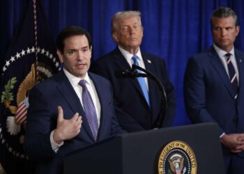 Marco Rubio dice al Congreso que Estados Unidos busca comprar Groenlandia