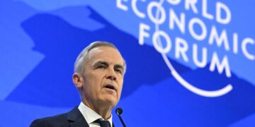 Mark Carney advierte en un discurso sincero que la “hegemonía estadounidense” está destruyendo el orden mundial