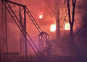 Putin lanza un misil Oreshnik "imparable" con capacidad nuclear a 13.000 km/h contra Ucrania en una amenaza escalofriante para Occidente