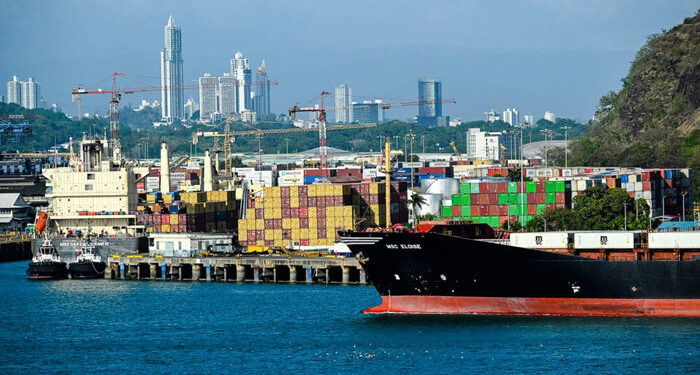 Tribunal dictamina que el control de CK Hutchison sobre los puertos del Canal de Panamá es "inconstitucional"