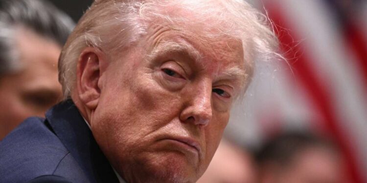 Trump admite que “no está en absoluto” reduciendo las redadas de ICE después de que los demócratas ceden ante el cierre del gobierno