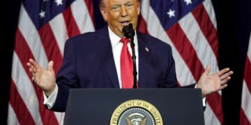 Trump agradece al “MISTER TARIFF” por Truth Social y afirma que la economía estadounidense está mejorando