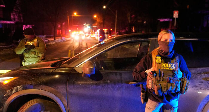 Trump amenaza con invocar la Ley de Insurrección para poner fin a las protestas contra ICE en Minnesota