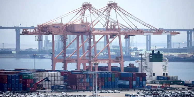 Trump dice que los aranceles recíprocos sobre Corea del Sur se elevarán al 25 por ciento