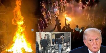 Trump podría atacar a Irán tan pronto como MAÑANA, cuando el desmoronado régimen del ayatolá diga que está listo para la guerra y establezca objetivos estadounidenses.