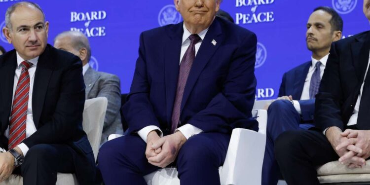 Trump revoca la invitación de Carney a la “Junta de Paz” después de sus críticas a la “hegemonía” estadounidense