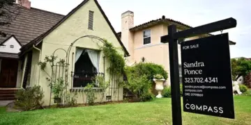 As Mortgage Rates Decline, Homebuyers Gain $30,000 in Purchasing Power