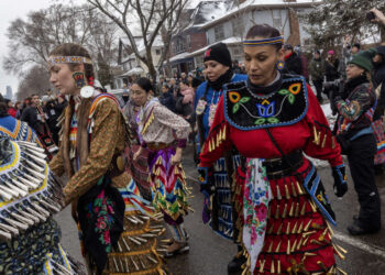 Colectivos liderados por indígenas mantienen a las comunidades de Minnesota a salvo del ICE