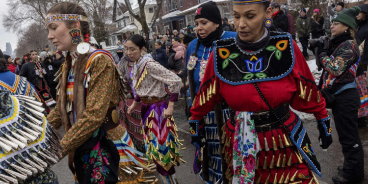 Colectivos liderados por indígenas mantienen a las comunidades de Minnesota a salvo del ICE