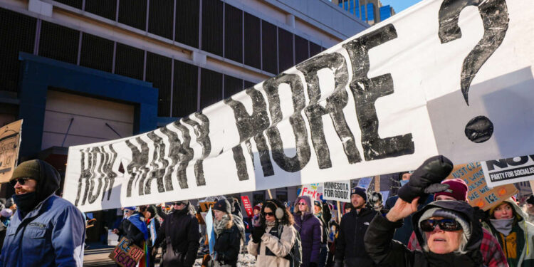 Con una nueva política, el DHS se propone encarcelar hasta 100.000 refugiados