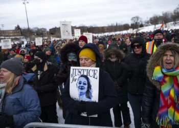 El Departamento de Justicia rechazó la investigación sobre el asesinato de Renee Good después de que Trump hiciera afirmaciones falsas: informe