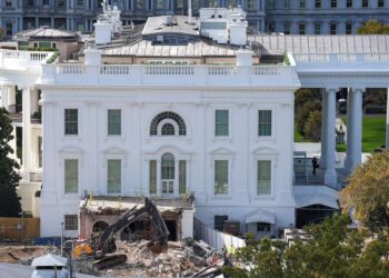 El Departamento de Justicia sostiene que el salón de baile del ala este es necesario por razones de “seguridad nacional”