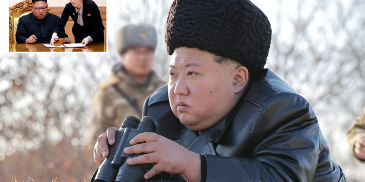 Un collage de imágenes que contiene 2 imágenes, la Imagen 1 muestra a Kim Jong Un acostado en un área de césped, mirando a través de binoculares, mientras supervisa un simulacro de lanzamiento de misiles de crucero estratégicos, la Imagen 2 muestra a Kim Yo Jong ayudando al líder norcoreano Kim Jong Un a firmar una declaración conjunta
