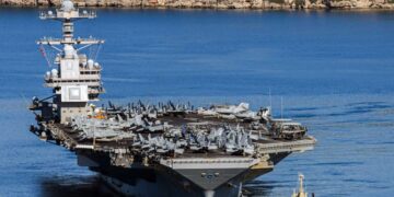 Estados Unidos autoriza al personal de la embajada a evacuar Israel, instándolos a irse “HOY”