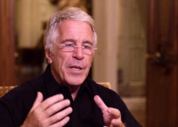 Fergie felicitó a Epstein por el nacimiento de un 'bebé' después de la liberación de Paedo de la cárcel, revelan nuevos correos electrónicos explosivos