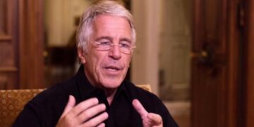 Fergie felicitó a Epstein por el nacimiento de un 'bebé' después de la liberación de Paedo de la cárcel, revelan nuevos correos electrónicos explosivos