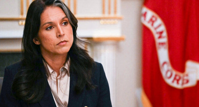 Gabbard defiende su presencia en la ejecución de la orden electoral del condado de Fulton