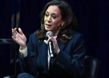 La “autopsia” del Comité Nacional Demócrata descubre que el silencio de Kamala Harris sobre el genocidio en Gaza le costó votos