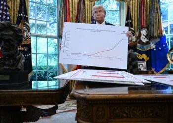 La economía de Trump está perjudicando a los estadounidenses y preparándonos para un colapso a largo plazo