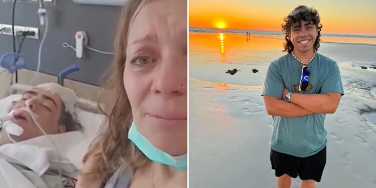 Un collage de imágenes que contiene 2 imágenes. La imagen 1 muestra a una mujer llorando mientras está sentada junto a un joven que yace inconsciente en una cama de hospital. La imagen 2 muestra a un joven con cabello rizado y una camisa verde azulado sonríe a la cámara en una playa de arena durante la puesta de sol.