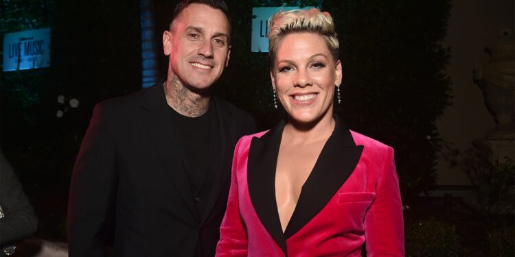 La separación de Pink de su esposo Carey Hart en 2008