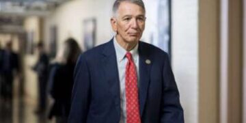 Las agencias de salud pública luchan por mantenerse al día con los crecientes casos de tuberculosis