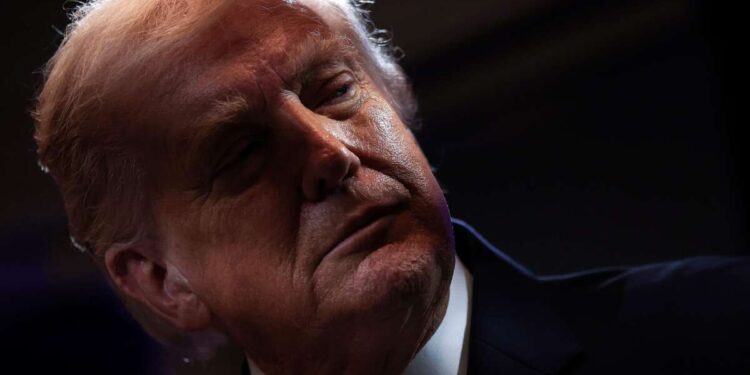 Las cifras de las encuestas previas al estado de la Unión de Trump se encuentran entre las peores que jamás haya tenido