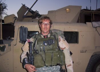 Los torturadores talibanes me colgaron desnudo del techo y me azotaron