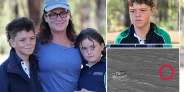 Un collage de imágenes que contiene 3 imágenes. La imagen 1 muestra a una mujer y tres niños parados juntos al aire libre, un niño usando una muleta. La imagen 2 muestra CORRECCIÓN al nadador australiano. La imagen 3 muestra NINTCHDBPICT001056417387.