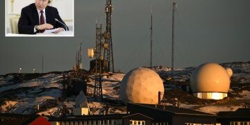 Momento dramático: una bola de fuego gigante de 300 metros (una nube en forma de hongo) estalla en Rusia después de un "ataque de sabotaje a un tren de guerra"