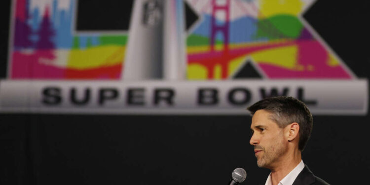 San José está desplazando a sus residentes sin vivienda para prepararse para el turismo del Super Bowl