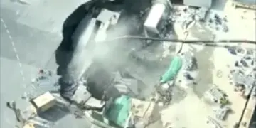 Massive Sinkhole Opens Up on Street in China