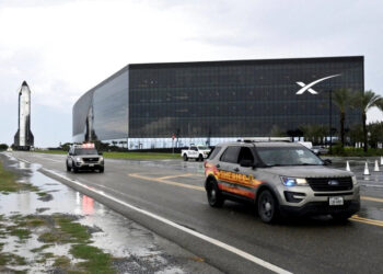 SpaceX de Musk adquiere xAI para "acelerar el futuro de la humanidad"