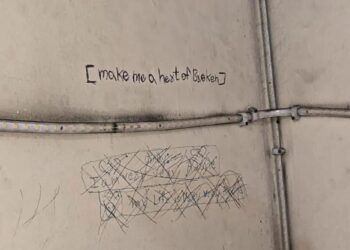 Tres hermanas, de 12 a 16 años, mueren después de volverse adictas a un misterioso juego en línea y dejar notas trágicas.