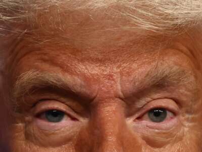 Trump aumenta los aranceles globales al 15 por ciento tras fallo de la Corte Suprema