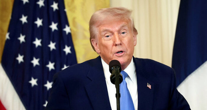 Trump dice que los republicanos deberían "tomar el control" y nacionalizar el voto en algunas áreas