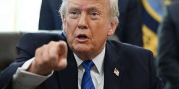 Trump pide a los republicanos que “nacionalicen” las elecciones estatales