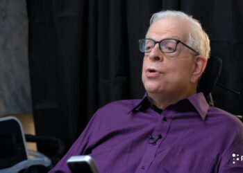 ¿Por qué Dennis Prager está en silla de ruedas? Luchas por la salud y nuevo libro revelado