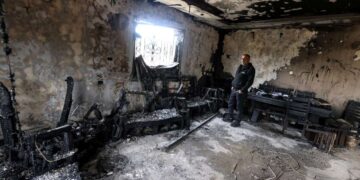 Colonos israelíes arrasan múltiples ciudades de Cisjordania y desatan el terror