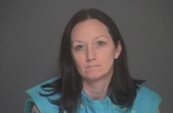 Elizabeth Dubois condenada a cadena perpetua por negar cuidados a su hijo