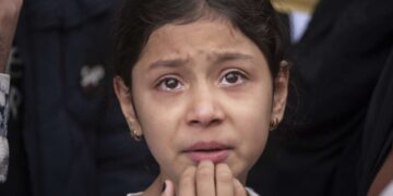Estados Unidos mató a niños en Irán usando un nuevo misil que esparce perdigones explosivos