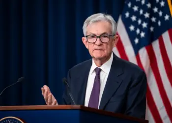 Las previsiones de subidas de la Fed se desvanecen a medida que los inversores se apegan a tipos más altos durante más tiempo