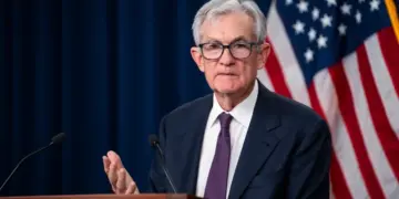 Las previsiones de subidas de la Fed se desvanecen a medida que los inversores se apegan a tipos más altos durante más tiempo