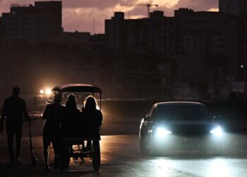 Omar condena bloqueo petrolero a Cuba como “guerra económica” en medio de tercer apagón total