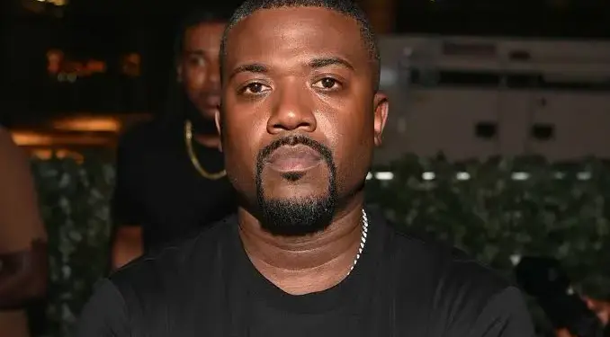 Ray J comparte información actualizada sobre su corazón tras su estancia en el hospital por neumonía