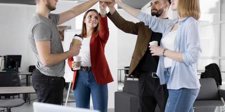 Software de nóminas y control horario: herramientas para mejorar la administración de personal