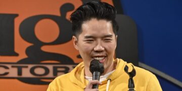 ¿Qué pasó con el comediante Alex Duong de Blue Bloods?