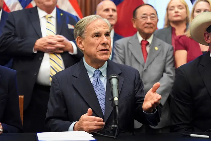 Abbott Threatens $200 Million in Funding Cuts Across Texas’s Largest Cities Over ICE Policies