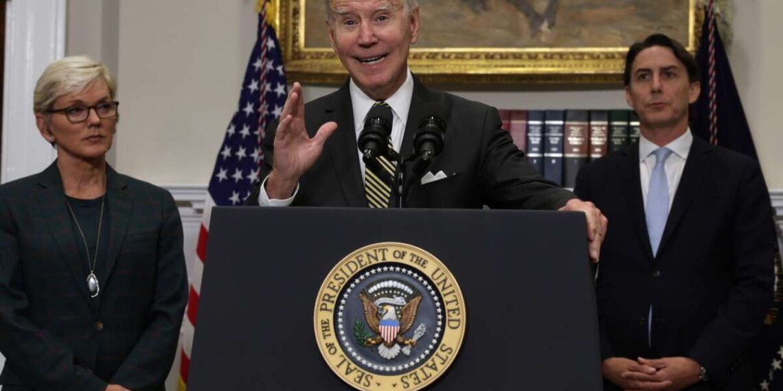 Alto funcionario de Biden apoya el ataque de Trump a Irán y dice que Biden podría haber hecho lo mismo